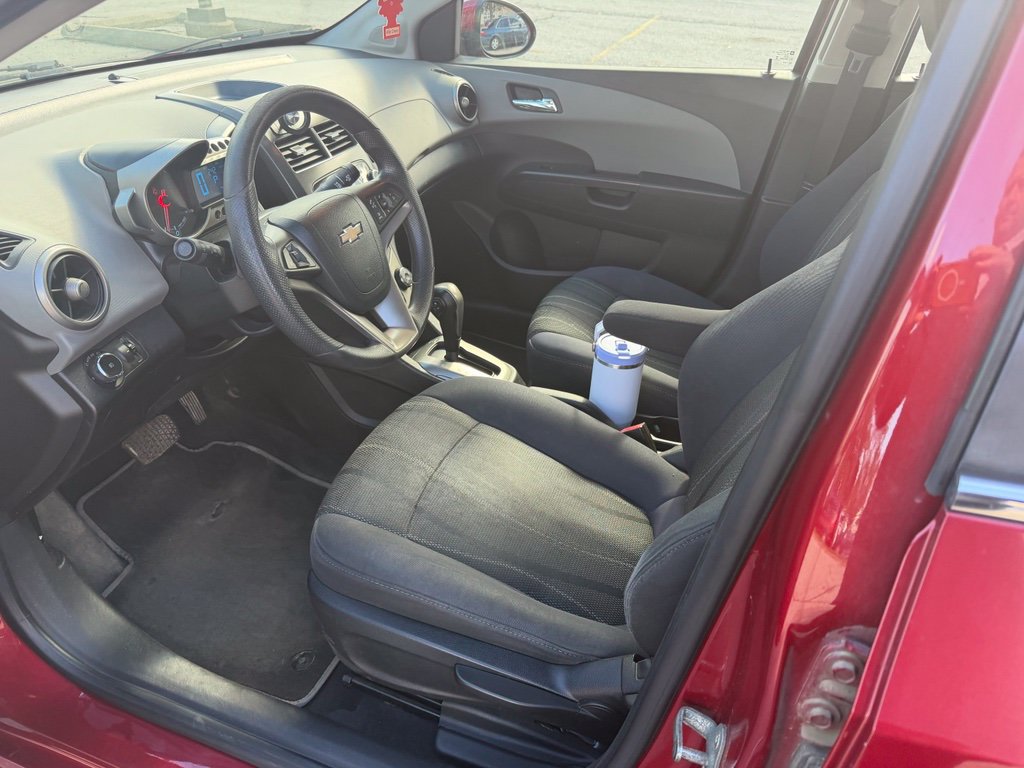 Used 2012 Chevrolet Sonic LT FWD image 7