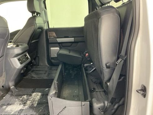 Certified 2025 Ford F450 Lariat w/ FX4 Off-Road Package AWD/4WD image 32