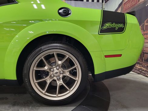 Used 2023 Dodge Challenger R/T Scat Pack image 5