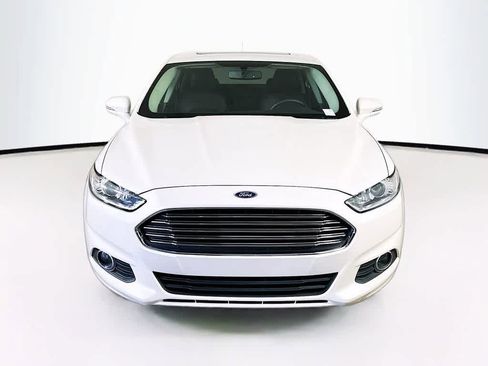 Used 2015 Ford Fusion SE w/ Equipment Group 202A image 6