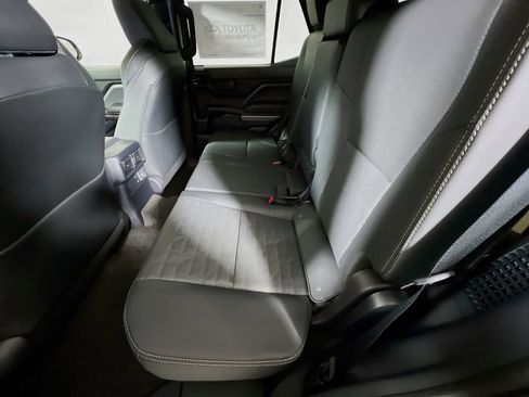 New 2026 Toyota 4Runner TRD Off-Road Premium AWD/4WD image 20