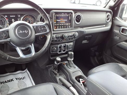 Used 2021 Jeep Wrangler Unlimited Sahara AWD/4WD image 7