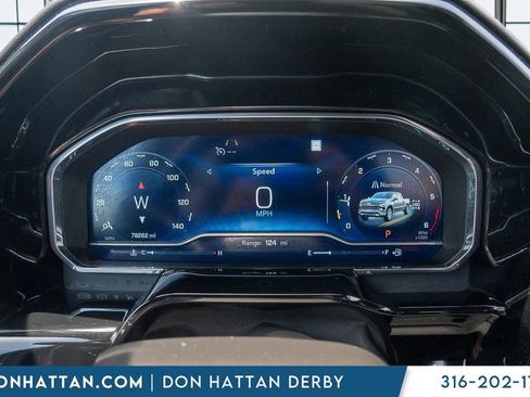 Used 2023 Chevrolet Silverado 1500 LTZ AWD/4WD image 8
