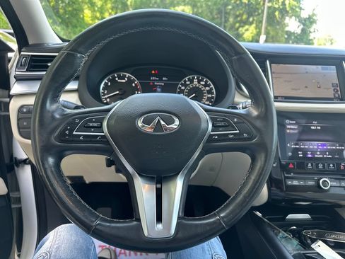 Used 2020 INFINITI QX50 Essential w/ Convenience Package AWD/4WD image 12