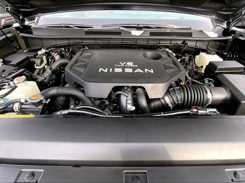 New 2026 Nissan Armada SL w/ Captain's Chari Seat Package RWD image 5