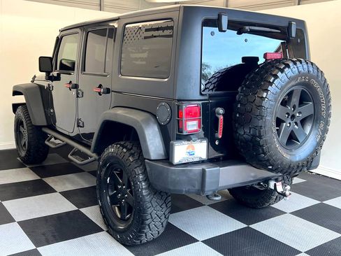 Used 2017 Jeep Wrangler Unlimited Sport image 6