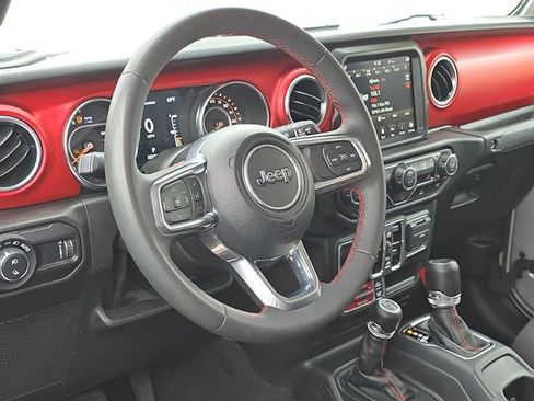 Used 2023 Jeep Gladiator Rubicon w/ LED Lighting Group AWD/4WD image 12
