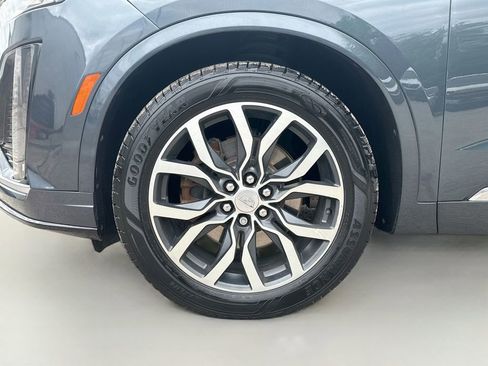 Used 2021 Cadillac XT6 Premium Luxury AWD/4WD image 34