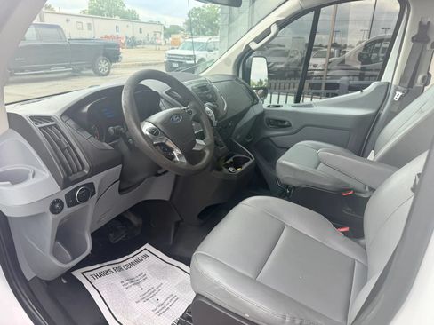 Used 2018 Ford Transit 150 130 Low Roof RWD image 7