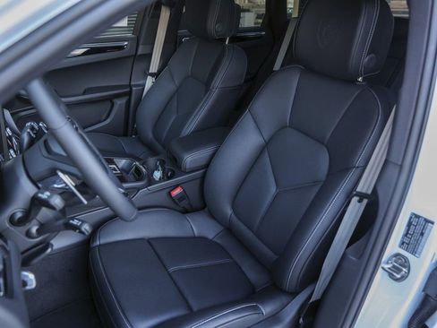 New 2026 Porsche Macan S AWD/4WD image 5