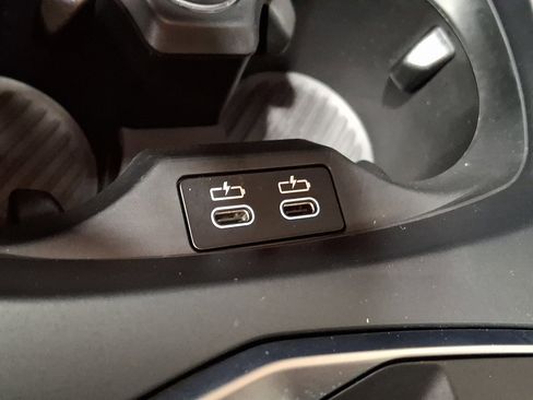 Used 2025 BMW 228i xDrive w/ Premium Package image 21