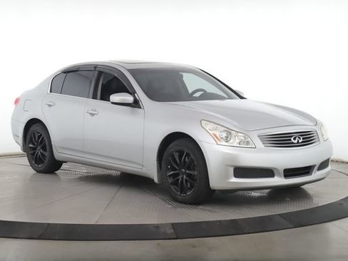 Used 2009 INFINITI G37 x Sedan w/ Premium Pkg AWD/4WD image 2