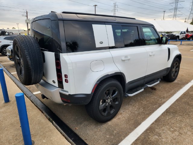 Used 2023 Land Rover Defender 110 S AWD/4WD image 5