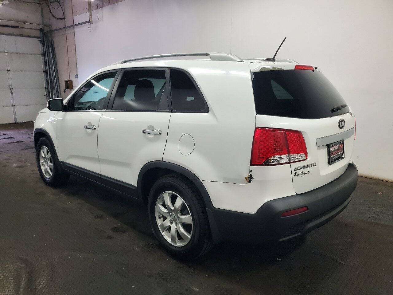 Used 2013 Kia Sorento LX w/ Convenience Pkg FWD image 5