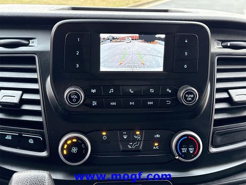 Used 2024 Ford Transit 250 148 Medium Roof image 6