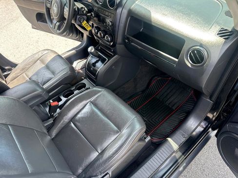 Used 2014 Jeep Patriot Sport w/ Power Value Group image 24
