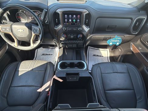 Used 2023 Chevrolet Silverado 2500 High Country w/ Technology Package AWD/4WD image 39