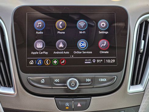 Used 2025 Chevrolet Malibu LT FWD image 16