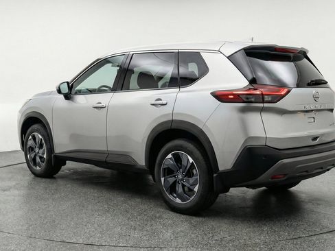 Used 2025 Nissan Rogue SV FWD image 6