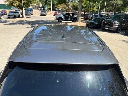 Used 2025 Nissan Kicks SV AWD/4WD image 5