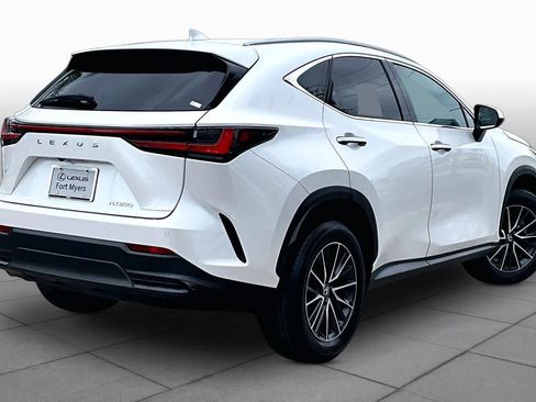 Used 2024 Lexus NX 250 FWD image 12