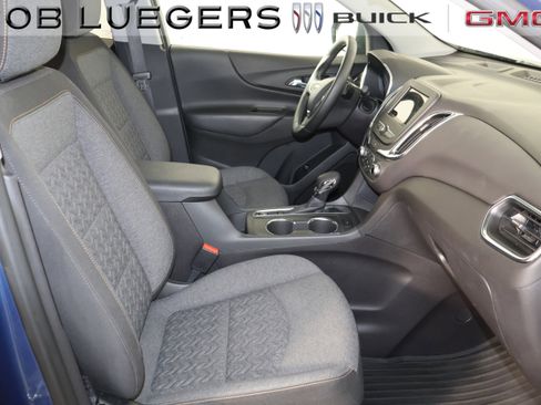 Certified 2024 Chevrolet Equinox LT FWD image 18