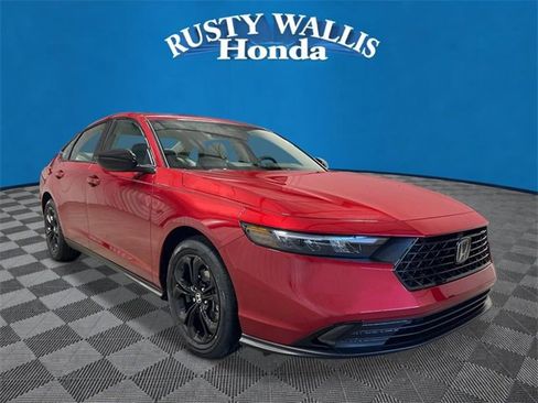 New 2025 Honda Accord SE image 1