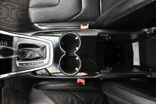 Used 2016 Ford Edge Titanium w/ Technology Package AWD/4WD image 26