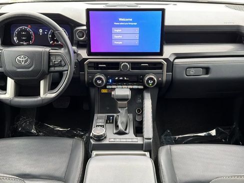 Certified 2025 Toyota 4Runner Limited AWD/4WD image 35