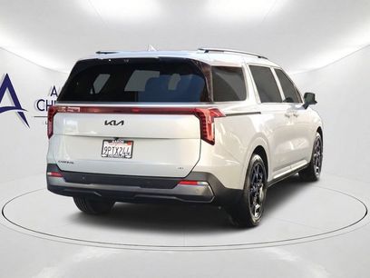 Used 2025 Kia Carnival SX Prestige