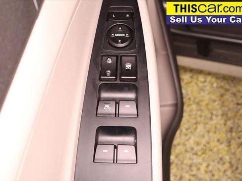 Used 2017 Hyundai Tucson SE w/ SE Popular Package 02 FWD image 29