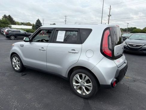 Used 2016 Kia Soul + FWD image 5