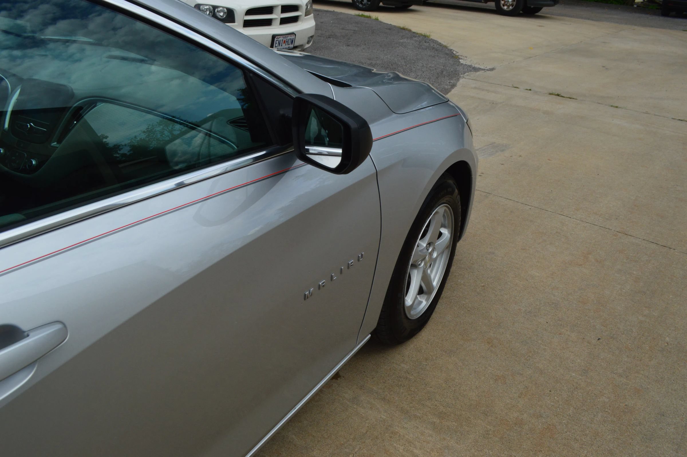 Used 2017 Chevrolet Malibu LS FWD image 10