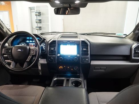 Used 2018 Ford F150 XLT w/ Equipment Group 302A Luxury AWD/4WD image 18