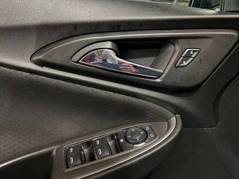 Used 2017 Chevrolet Malibu LS FWD image 12