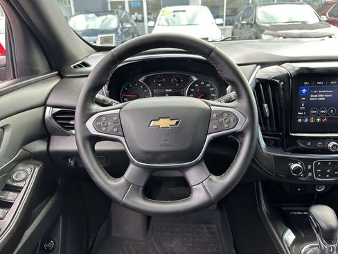 Used 2023 Chevrolet Traverse LT AWD/4WD image 11
