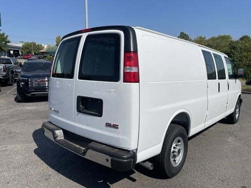 New 2025 GMC Savana 2500 Extended w/ Driver Convenience Package image 6