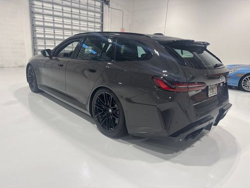 Used 2026 BMW M5 Touring w/ Executive Package AWD/4WD image 3