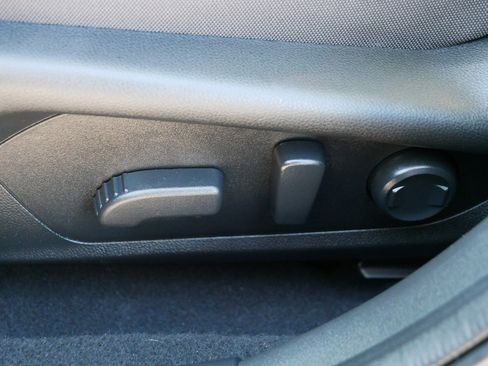 Used 2025 Subaru Crosstrek 2.0i Premium AWD/4WD image 20