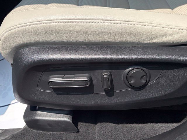 Certified 2026 Honda CR-V EX-L image 17