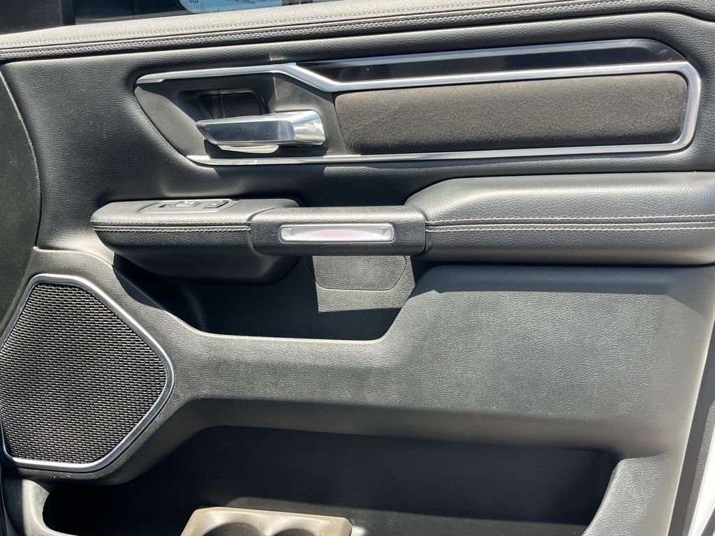Used 2019 RAM 1500 Laramie w/ Sport Appearance Package AWD/4WD image 26