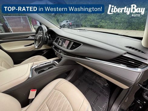 Used 2023 Buick Enclave Avenir w/ Avenir Technology Package AWD/4WD image 25