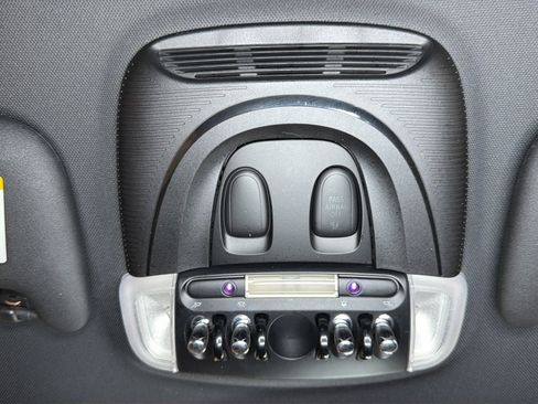 Used 2015 MINI Cooper S FWD image 18