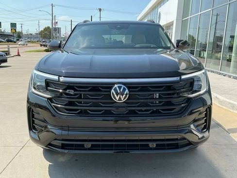 Certified 2026 Volkswagen Atlas Cross Sport SEL R-Line AWD/4WD image 8
