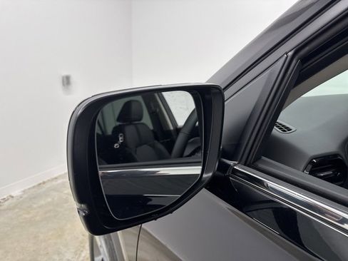 New 2025 Honda Pilot EX-L image 13