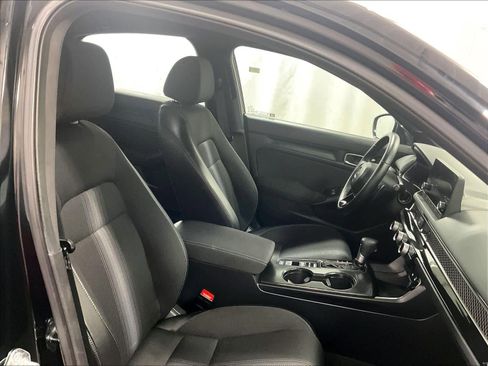 Used 2025 Honda Civic Sport image 11