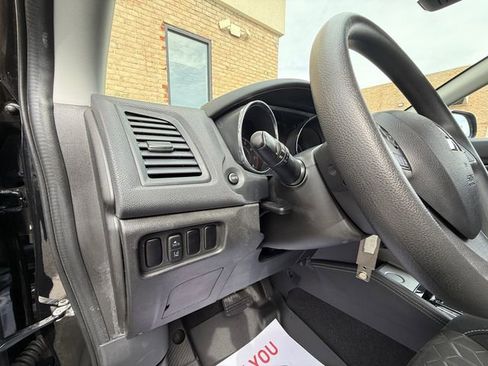 Used 2021 Mitsubishi Outlander Sport FWD image 24