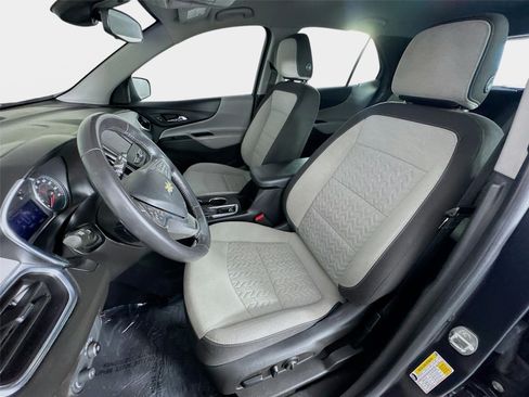 Used 2022 Chevrolet Equinox LT w/ Driver Convenience Package FWD image 11