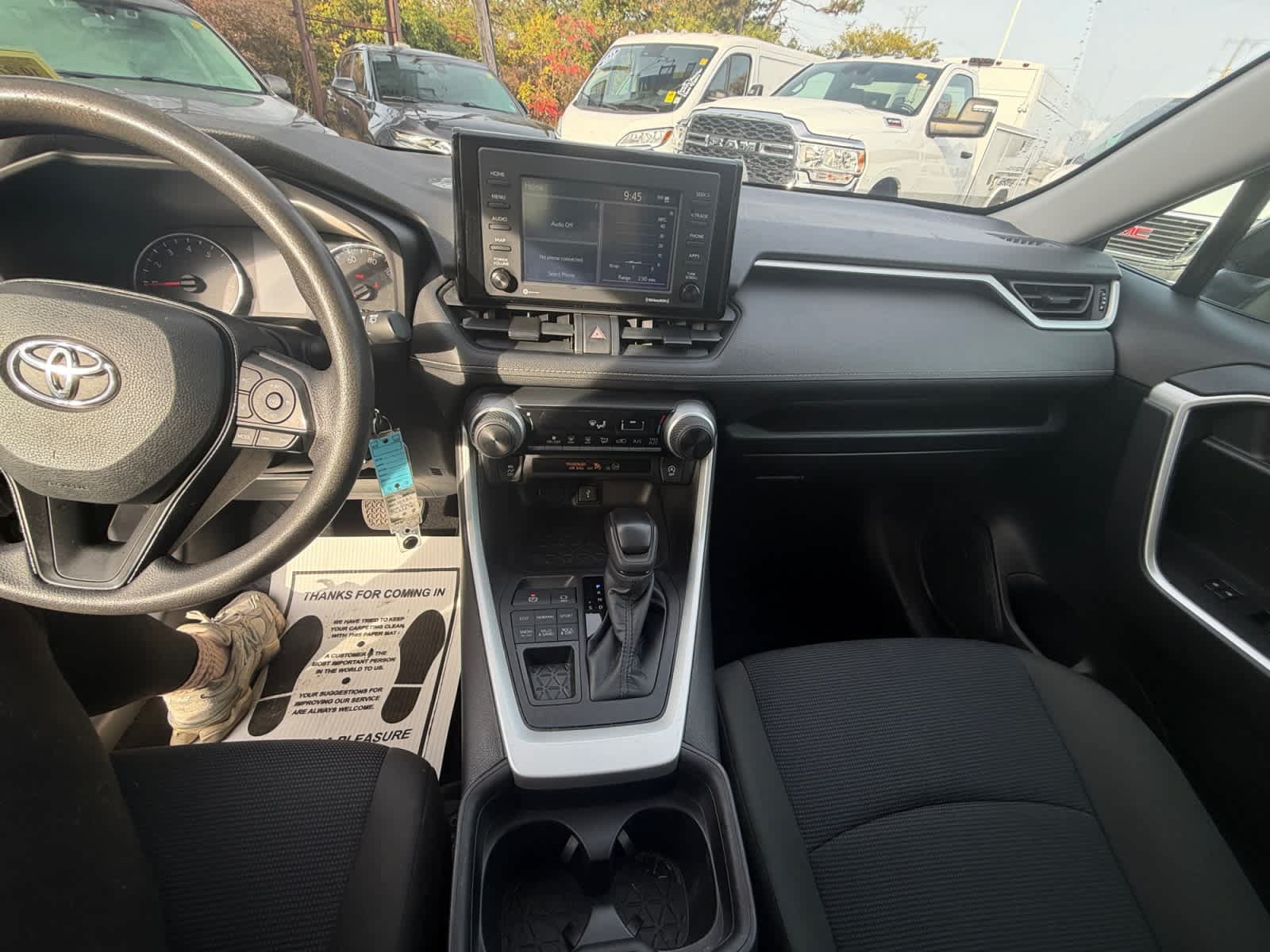 Used 2021 Toyota RAV4 LE w/ Carpet Mat Package (TMS) AWD/4WD image 18
