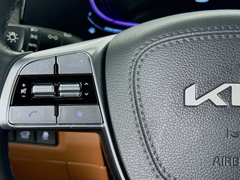 Used 2025 Kia Telluride EX X-Line AWD/4WD image 11